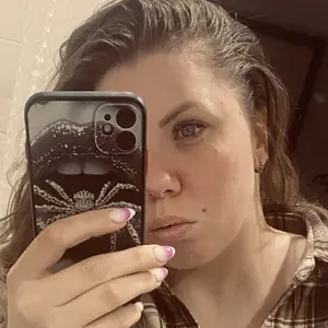 Я Виктория, 28, из Кирова, ищу знакомство для вирта