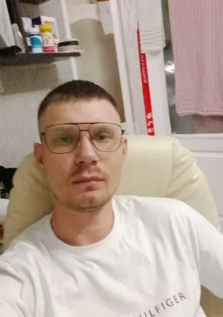 Максим из Якутска, ищу на сайте знакомства без обязательств