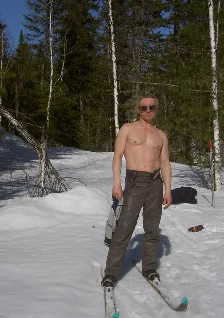 Я Виктор, 60, знакомлюсь на одну ночь в Кемерово