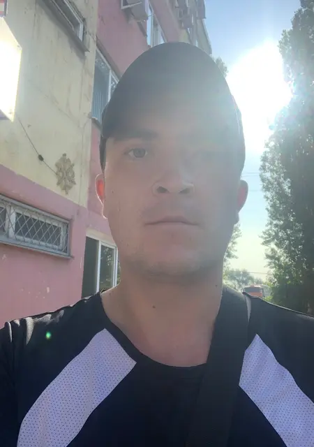 Дмитрий из Губкина, мне 31, познакомлюсь на одну ночь