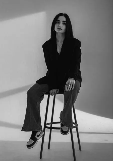 Я Анна, 22, из Красноярска, ищу знакомство для приятного времяпровождения