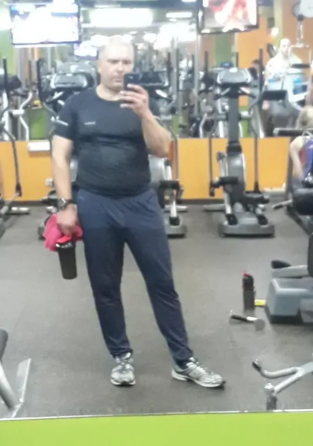 Я Владимир, 49, знакомлюсь на одну ночь в Южно-Сахалинске