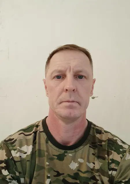 Я Олег, 51, из Ижевска, ищу знакомства на одну ночь