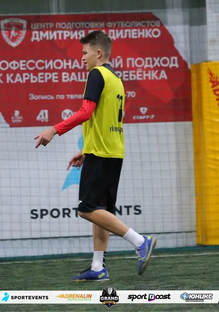 Я Костя, 20, из Самары, ищу знакомство для постоянных отношений