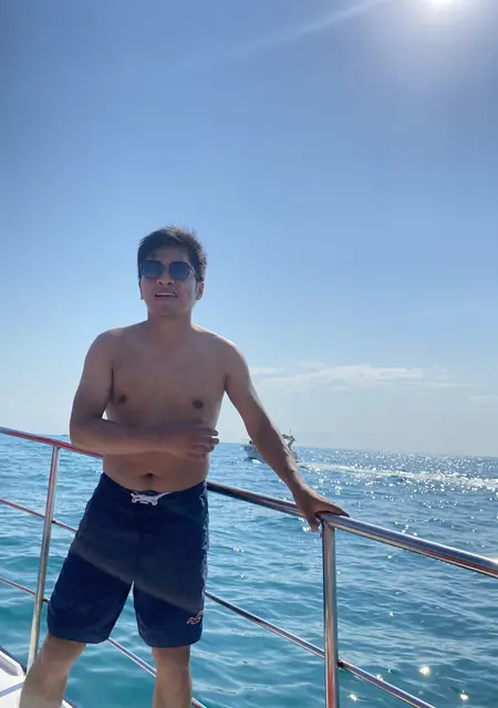 Я Джон, 29, из Белгорода, ищу знакомства без обязательств