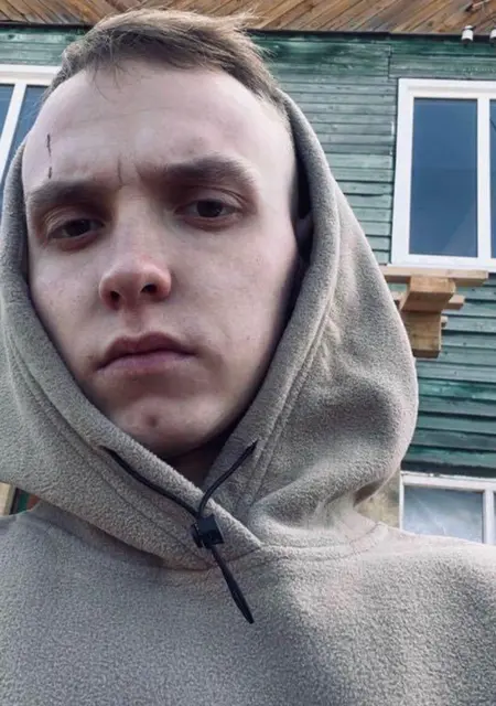 Евгений из Санкт-Петербурга, мне 22, познакомлюсь для вирта