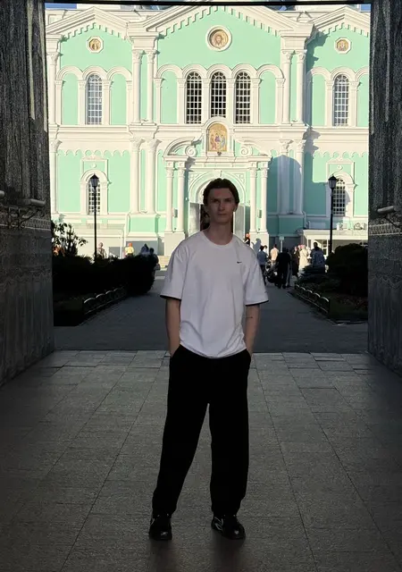 Сергей из Омска, мне 23, познакомлюсь для приятного времяпровождения