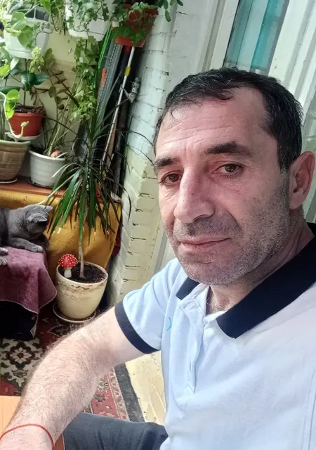 Гога из Щелково, мне 38, познакомлюсь без обязательств