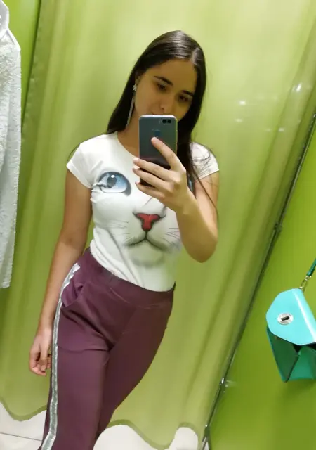 Я Кристина, 25, из Белгорода, ищу знакомство для постоянных отношений