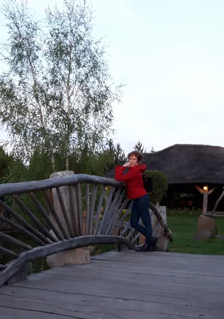 Елена из Новосибирска, ищу на сайте приятное времяпровождение