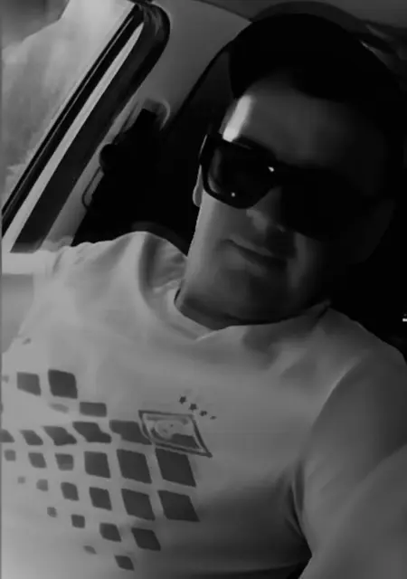 Сергей из Балакова, ищу на сайте знакомства на одну ночь