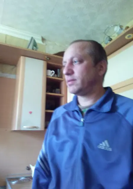 Валерий из Железногорска, мне 51, познакомлюсь на одну ночь