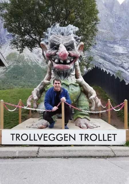 Я Юрий, 55, из Мурманска, ищу знакомство для постоянных отношений