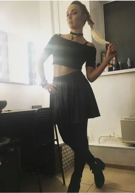 Кристина из Ангарска, ищу на сайте знакомства без обязательств