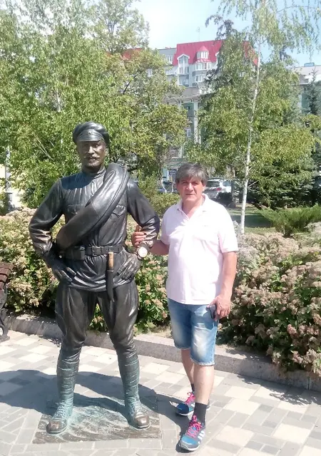 Я Зафар, 50, знакомлюсь без обязательств в Камбарке