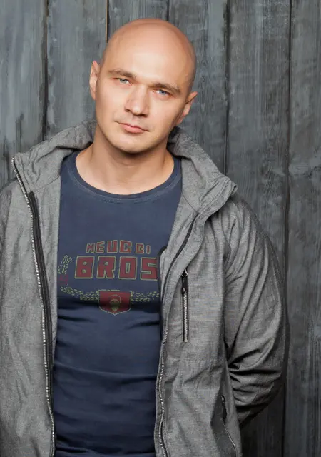 Я Андрей, 44, из Воркуты, ищу знакомства без обязательств