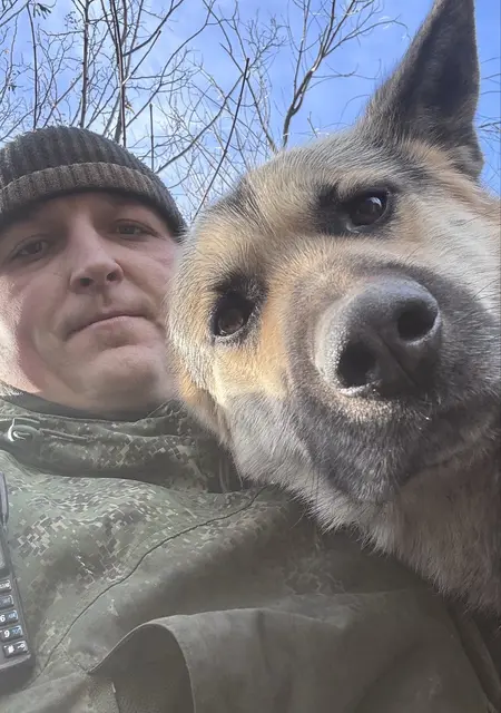 Михаил з Луганська, шукаю на сайті дружбу