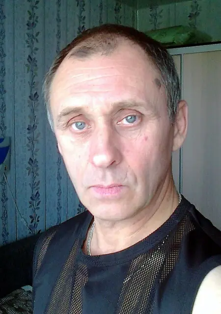 Дмитрий из Екатеринбурга, ищу на сайте знакомства на одну ночь