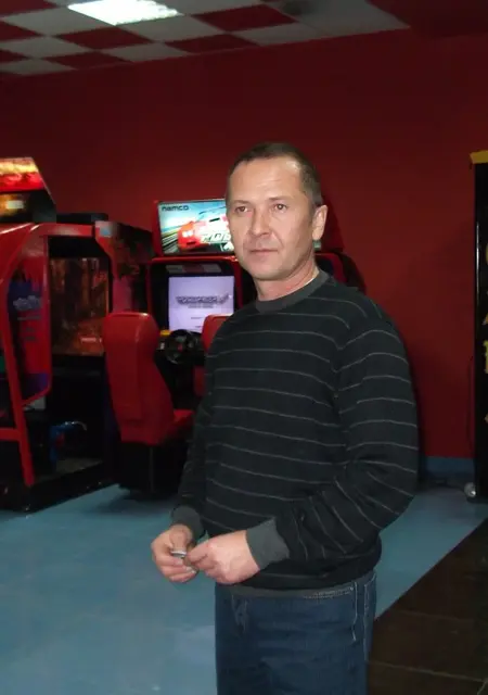 Сергей из Волжского, ищу на сайте знакомства без обязательств