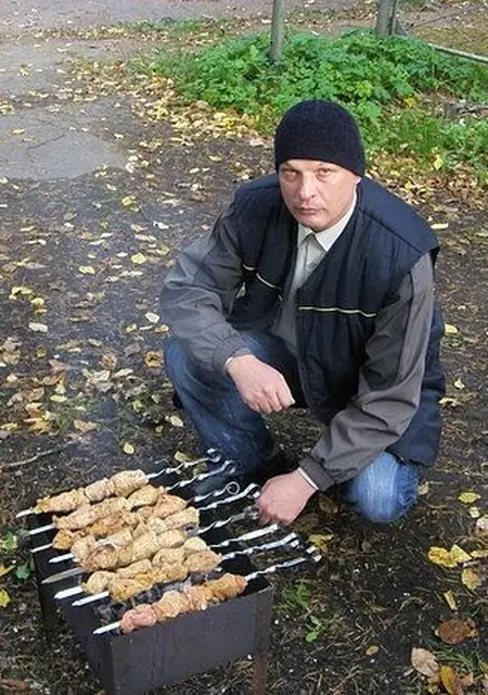 Сергей из Сертолова, мне 53, познакомлюсь без обязательств