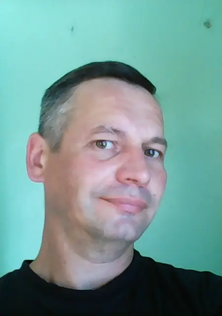 Я Володя, 49, из Нижнего Тагила, ищу знакомства без обязательств