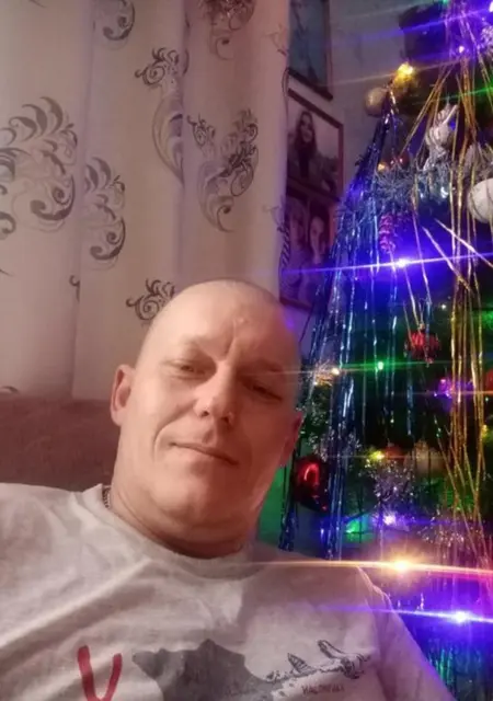 Я Сергей, 43, знакомлюсь без обязательств в Мысках