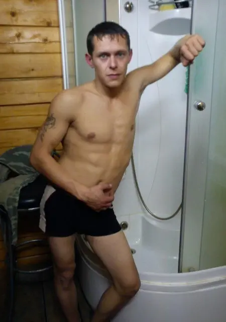 Egor из Йошкар-Олы, ищу на сайте знакомства на одну ночь