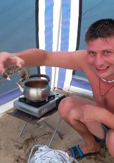 Денис из Бикина, мне 31, познакомлюсь для дружбы