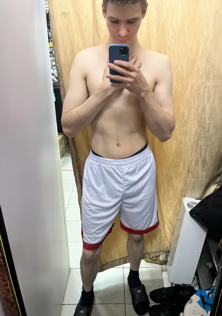 Саша из Санкт-Петербурга, мне 31, познакомлюсь для вирта