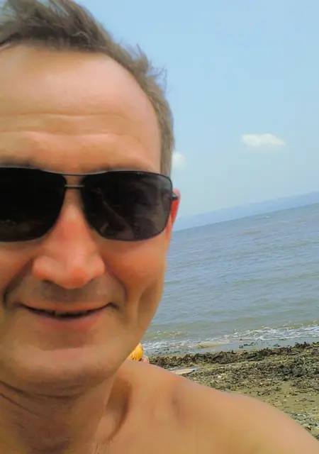 Peter из Владивостока, ищу на сайте приятное времяпровождение