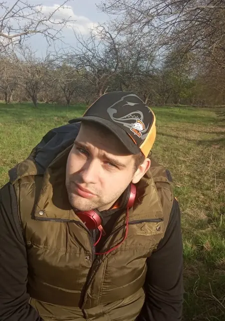 Даниил из Суворова, ищу на сайте знакомства без обязательств