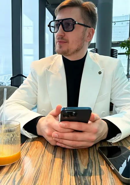 Я Виктор, 35, знакомлюсь для постоянных отношений в Москве