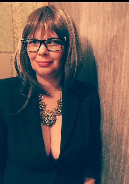 Алёна из Екатеринбурга, мне 50, познакомлюсь для дружбы