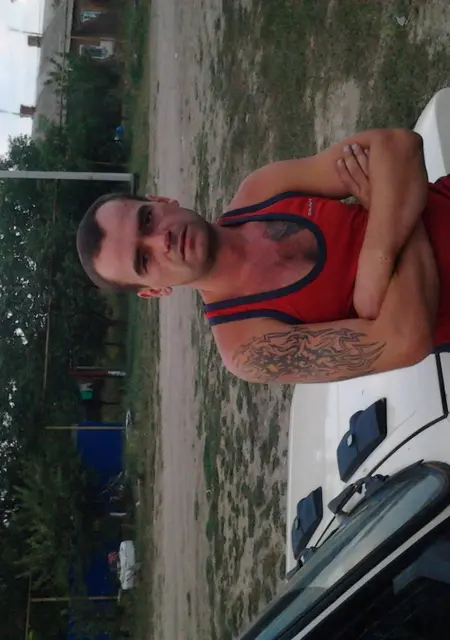 Я Евгений, 40, знакомлюсь для общения в Сальске