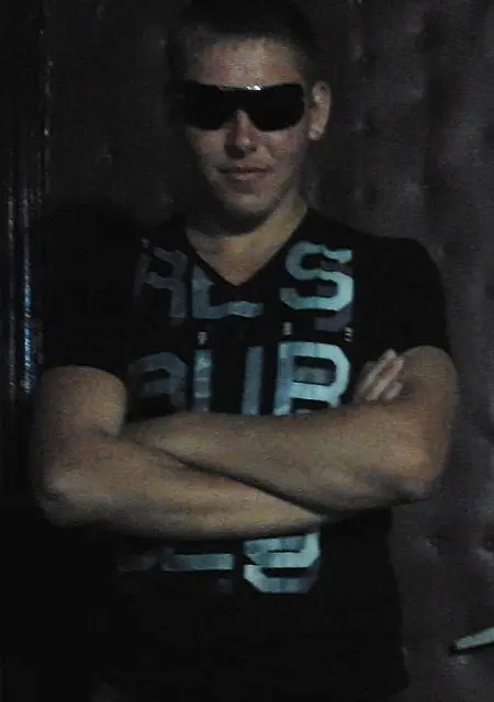 Я Виталя, 32, знакомлюсь без обязательств в Гулькевичах