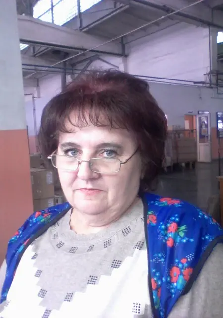 Елена из Березовки, мне 63, познакомлюсь на одну ночь