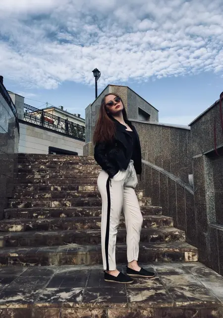 Анастасия из Костромы, ищу на сайте знакомства на одну ночь