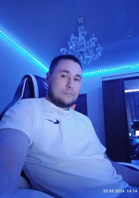 Я Vlad, 35, знакомлюсь для приятного времяпровождения в Избербаше