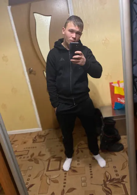 Игорь из Когалыма, ищу на сайте знакомства на одну ночь