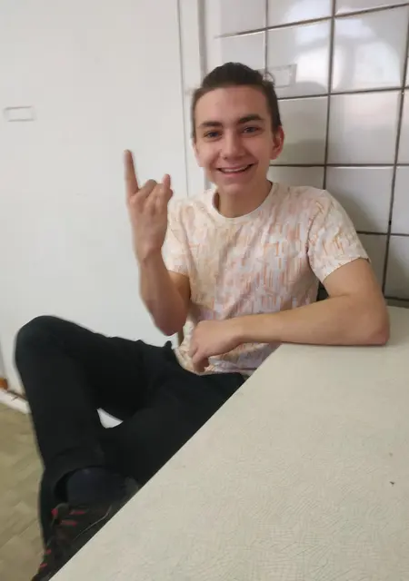 Я Владислав, 21, знакомлюсь для постоянных отношений в Череповце