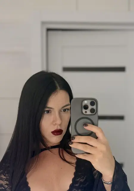 Я Александра, 30, из Тюмени, ищу знакомство для постоянных отношений