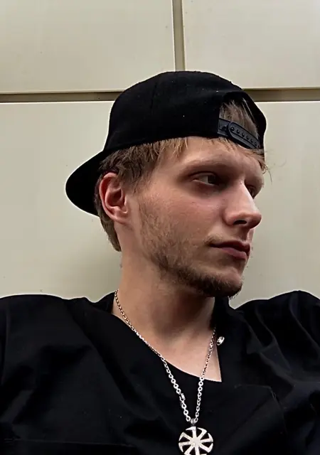 Я Никита, 23, из Ставрополя, ищу знакомства без обязательств