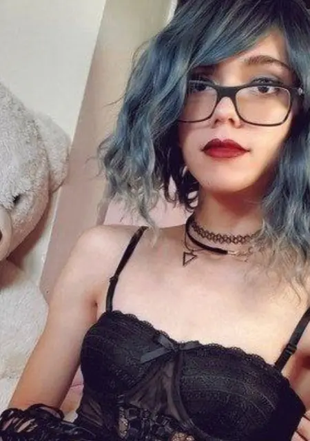 Я Катя, 34, из Вологды, ищу знакомство для открытые отношения