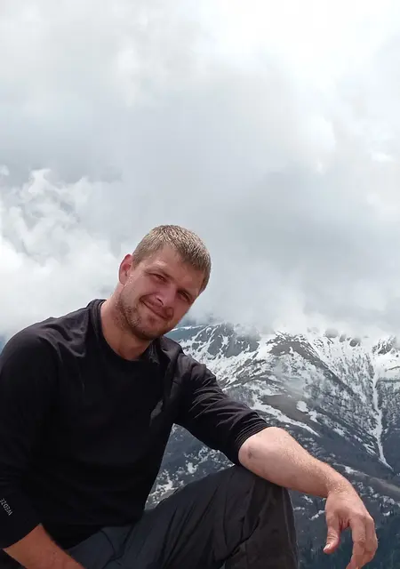 Я Николай, 28, знакомлюсь на одну ночь в Усть-Лабинске