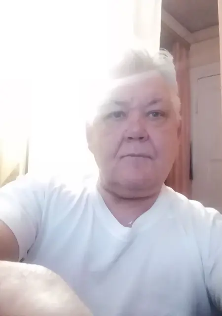 Я Игорь, 62, знакомлюсь на одну ночь в Саратове