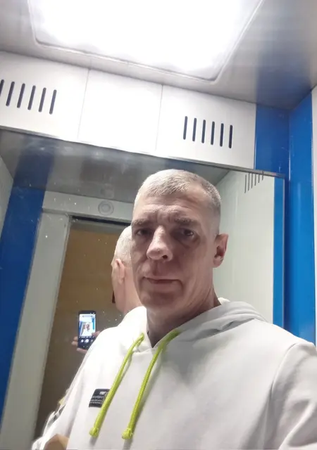 Сергей из Тулы, мне 45, познакомлюсь для постоянных отношений