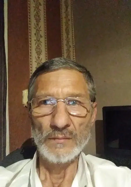 Виталий из Краснодара, мне 55, познакомлюсь без обязательств