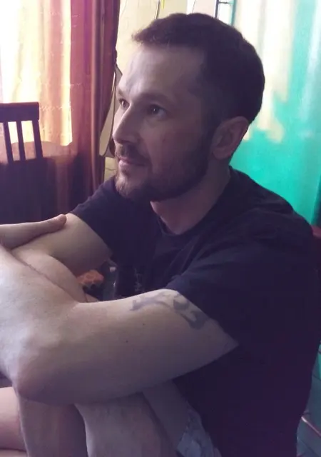 Ilya из Ишима, мне 44, познакомлюсь для приятного времяпровождения