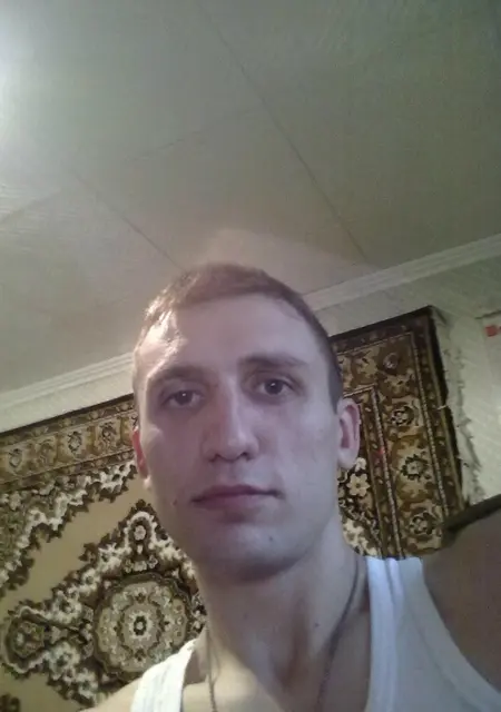 Я Леонид, 33, знакомлюсь без обязательств в Долгопрудном