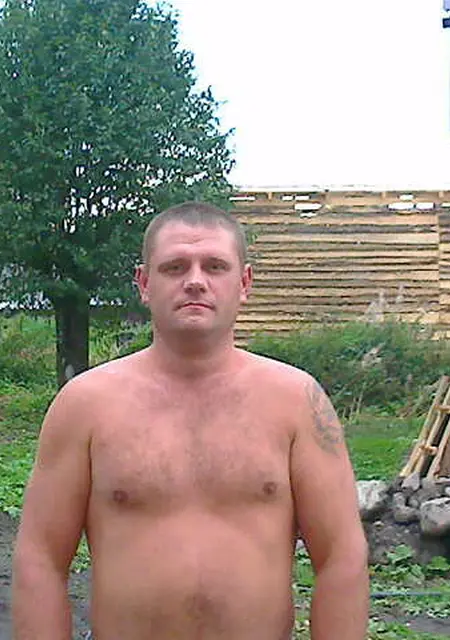 Я Саша, 46, знакомлюсь для постоянных отношений в Житомире